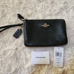 COACH WRISTLET LIKE NEW